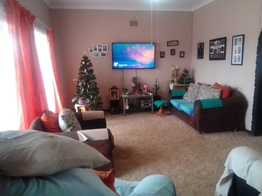 3 Bedroom Property for Sale in Wentworth Park Gauteng