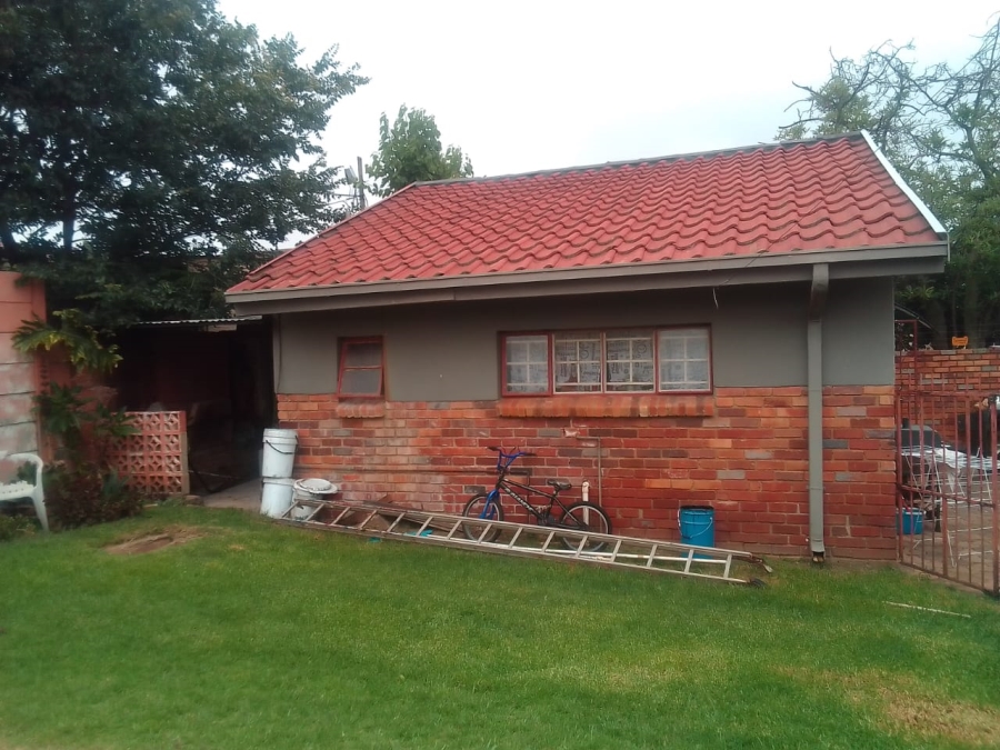 3 Bedroom Property for Sale in Wentworth Park Gauteng