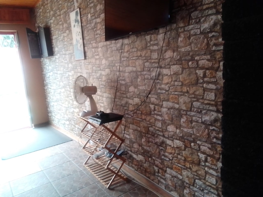 3 Bedroom Property for Sale in Wentworth Park Gauteng