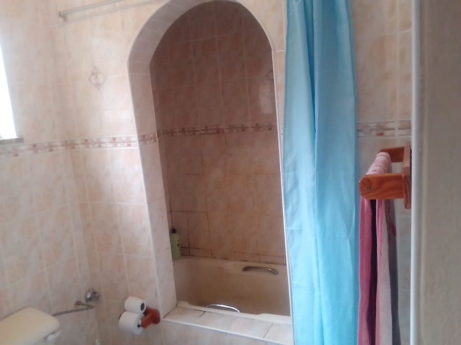 3 Bedroom Property for Sale in Wentworth Park Gauteng