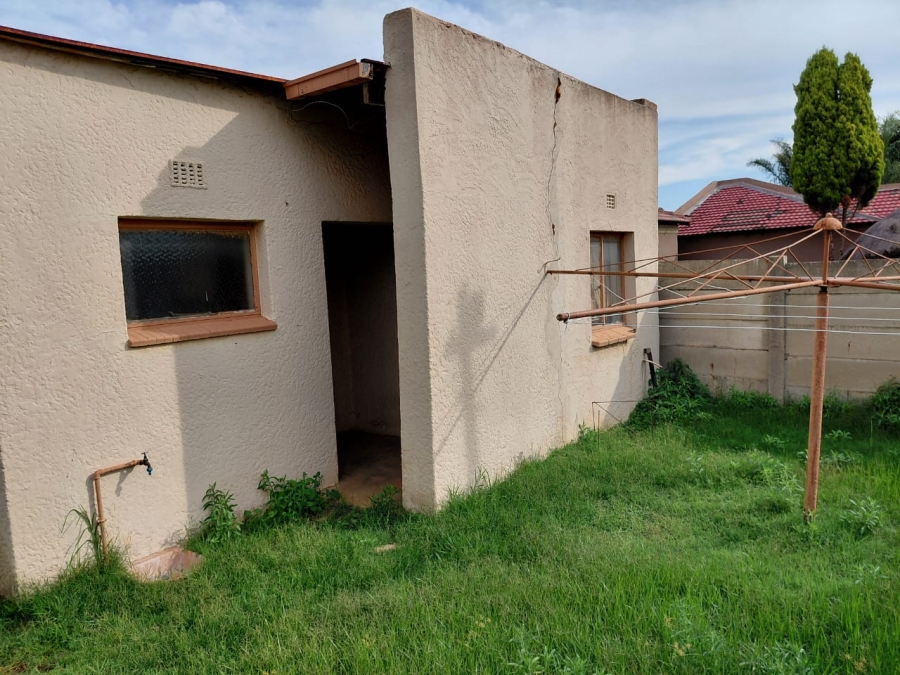 3 Bedroom Property for Sale in Greenhills Gauteng