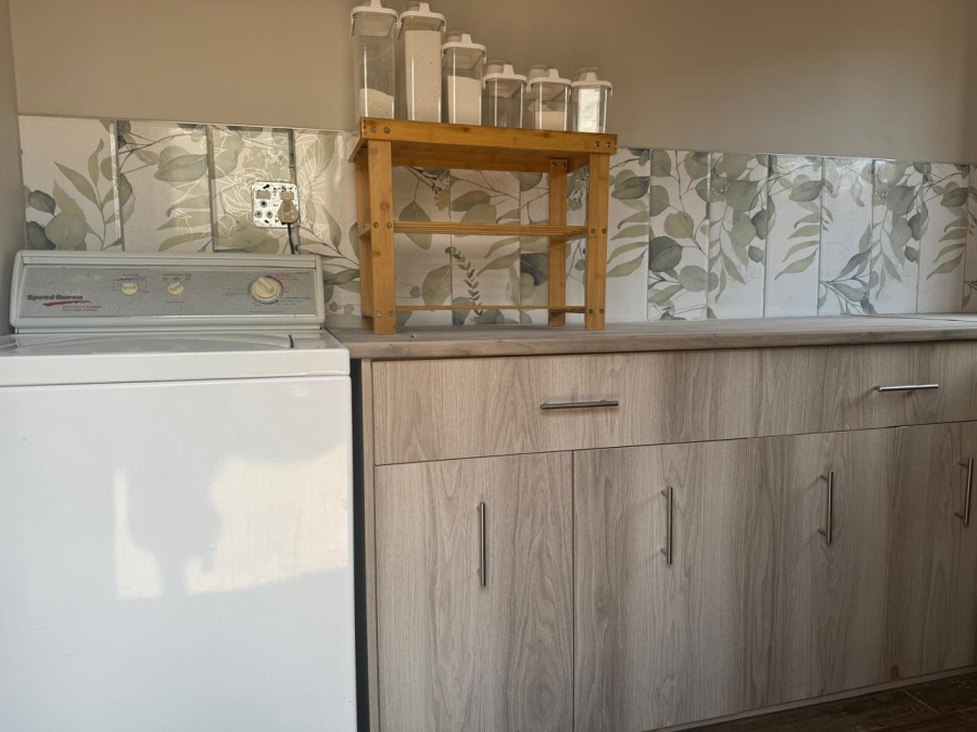 5 Bedroom Property for Sale in Doornpoort Gauteng