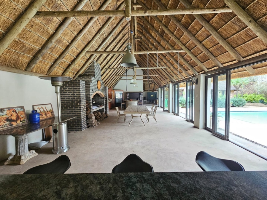 5 Bedroom Property for Sale in Doornpoort Gauteng