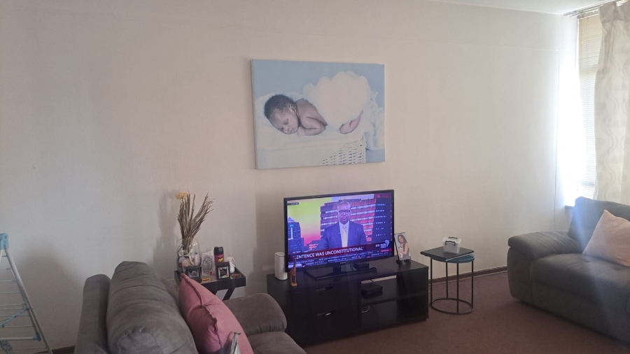 2 Bedroom Property for Sale in Sunnyside Gauteng