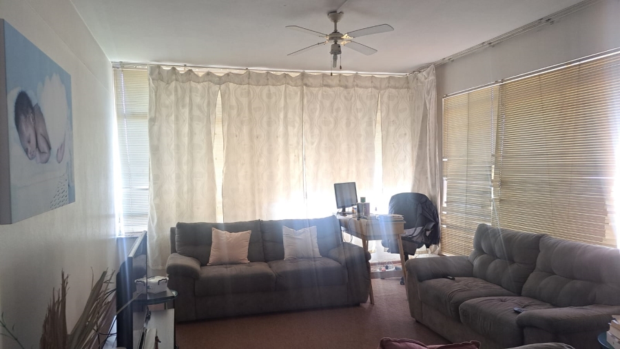 2 Bedroom Property for Sale in Sunnyside Gauteng