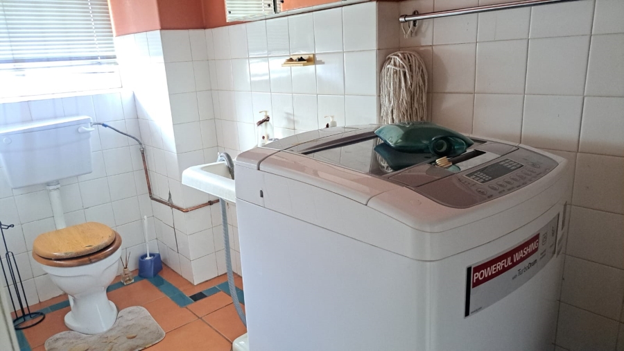 2 Bedroom Property for Sale in Sunnyside Gauteng