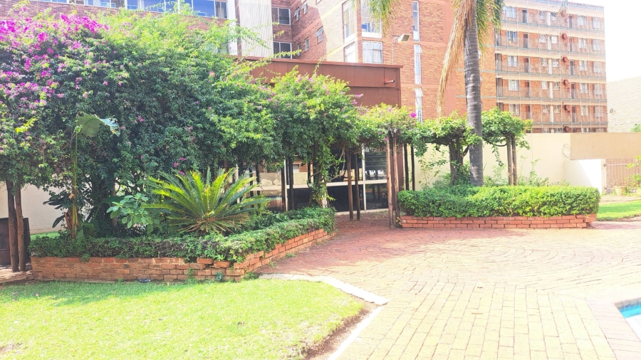 2 Bedroom Property for Sale in Sunnyside Gauteng
