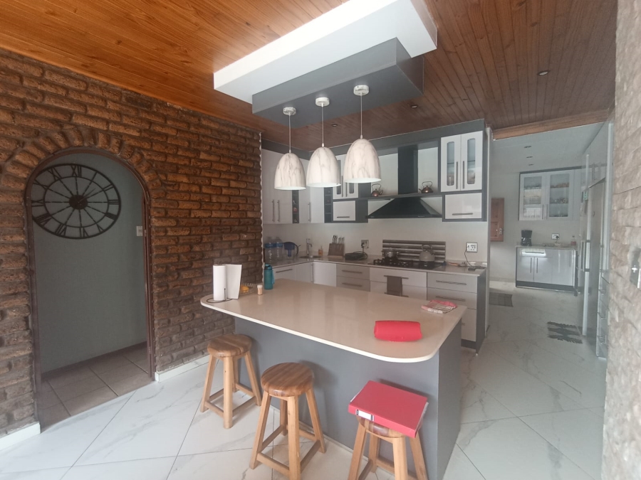 4 Bedroom Property for Sale in Dalpark Ext 1 Gauteng