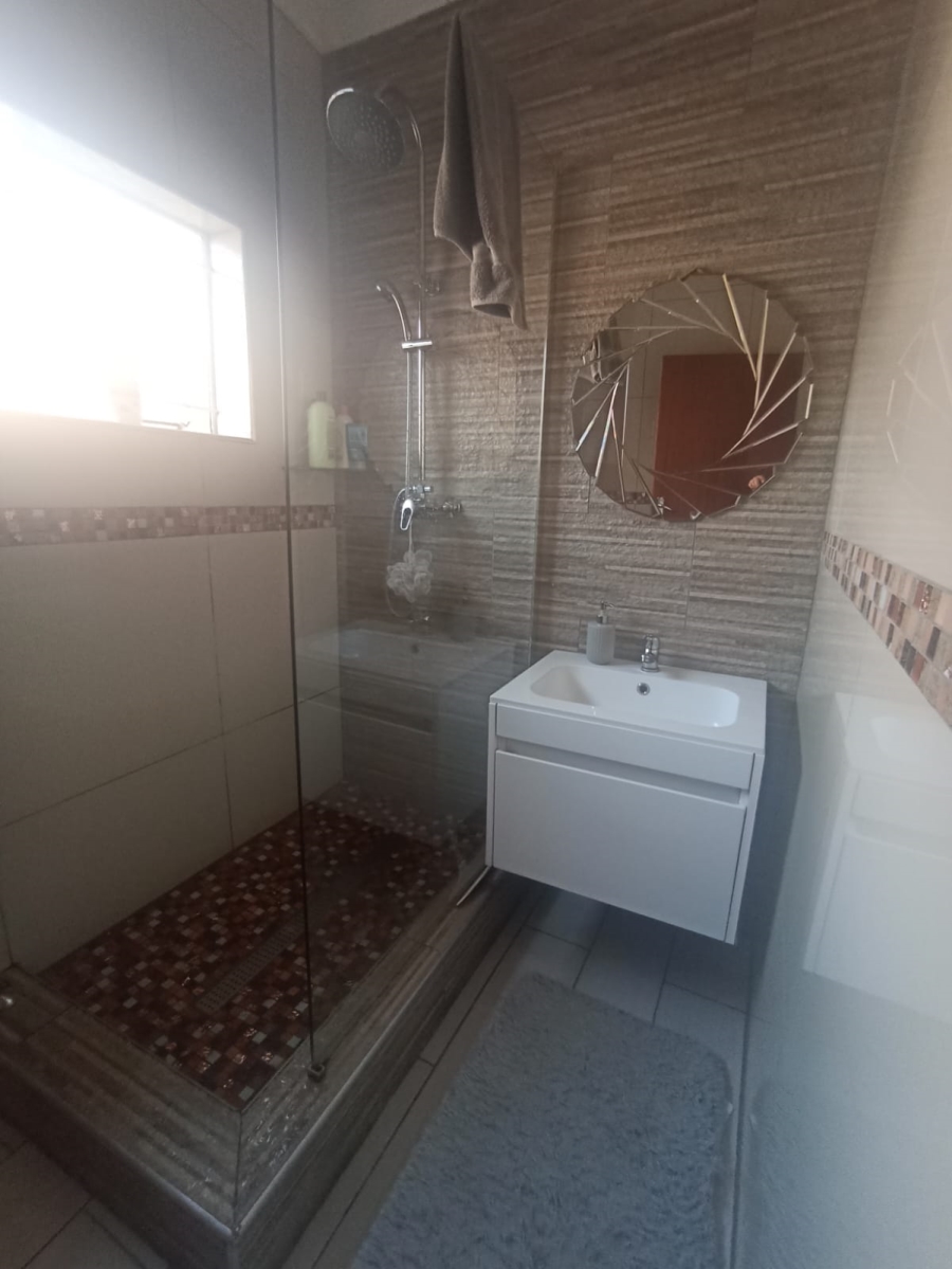 4 Bedroom Property for Sale in Dalpark Ext 1 Gauteng