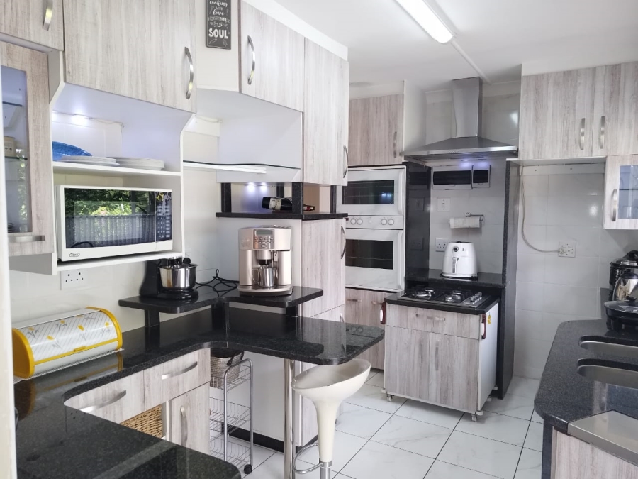 4 Bedroom Property for Sale in Allen Grove Gauteng