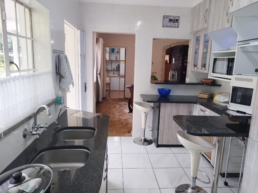 4 Bedroom Property for Sale in Allen Grove Gauteng