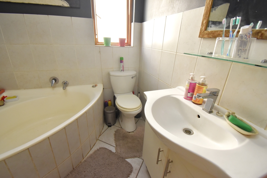 2 Bedroom Property for Sale in Northwold Gauteng