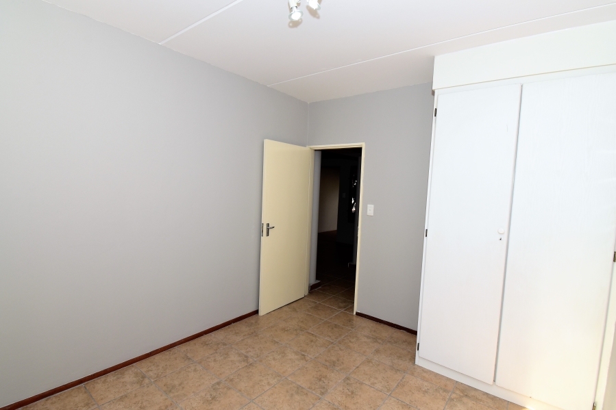 To Let 2 Bedroom Property for Rent in Northwold Gauteng