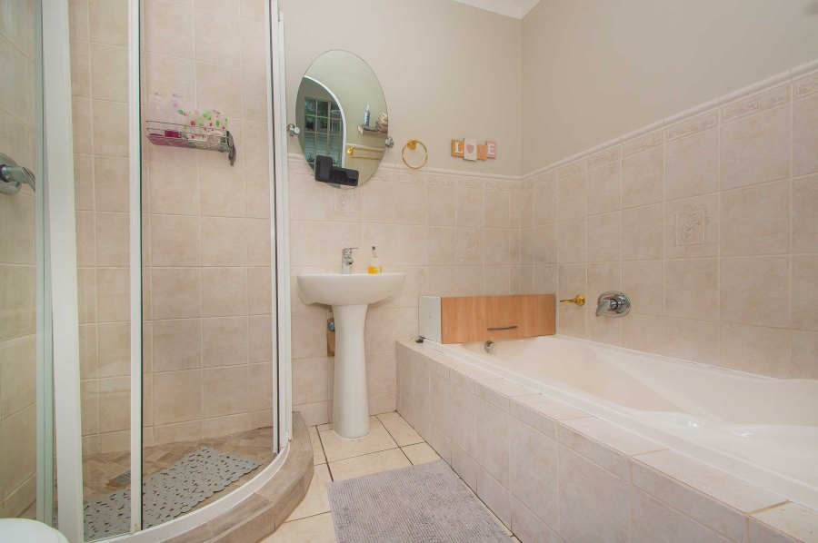 3 Bedroom Property for Sale in Bryanston Gauteng