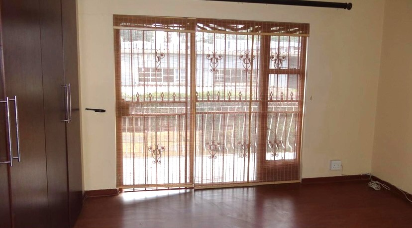 2 Bedroom Property for Sale in Fontainebleau Gauteng