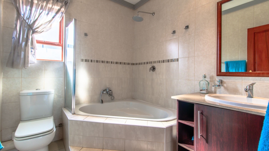 3 Bedroom Property for Sale in Bedfordview Gauteng