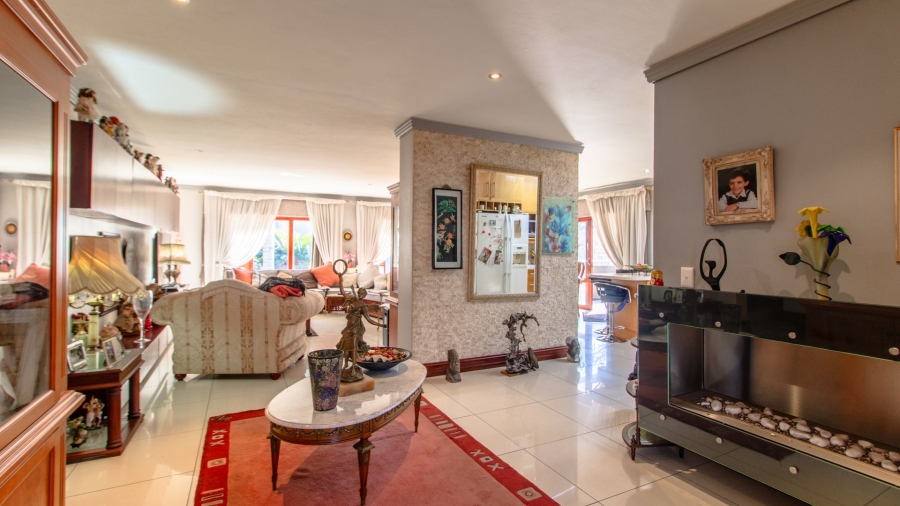 3 Bedroom Property for Sale in Bedfordview Gauteng