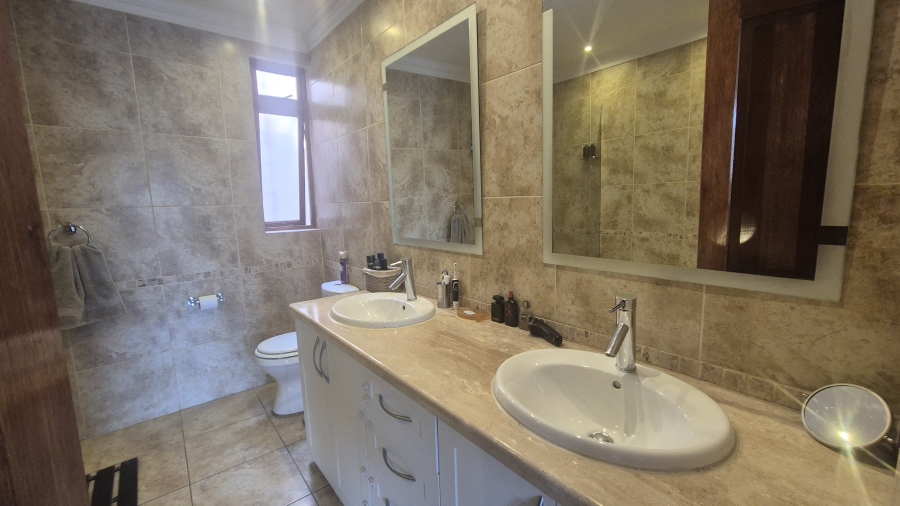 2 Bedroom Property for Sale in Bedfordview Gauteng