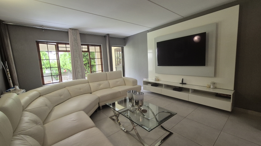 3 Bedroom Property for Sale in Bedfordview Gauteng