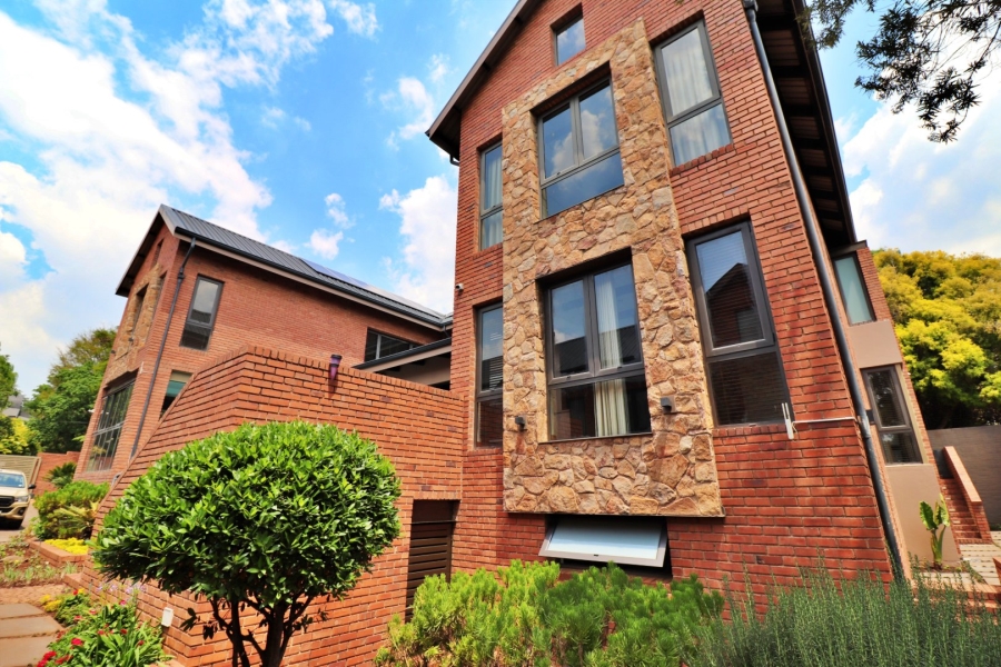 3 Bedroom Property for Sale in Bedfordview Gauteng