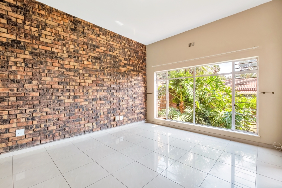 3 Bedroom Property for Sale in Fairland Gauteng