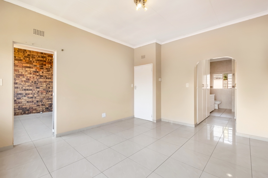 3 Bedroom Property for Sale in Fairland Gauteng
