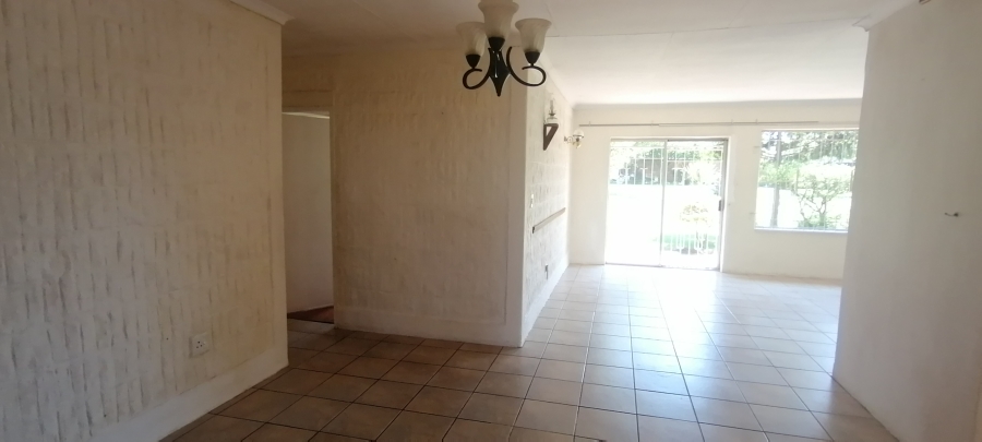 2 Bedroom Property for Sale in Wilro Park Gauteng