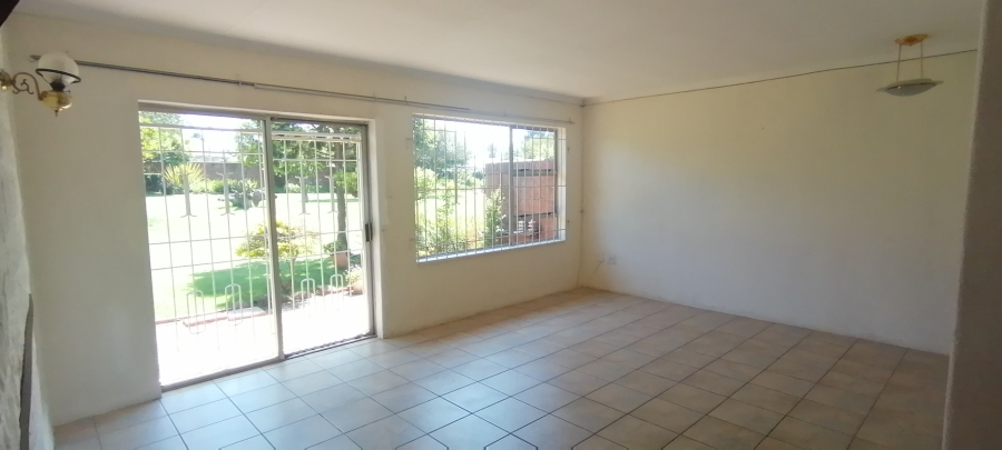 2 Bedroom Property for Sale in Wilro Park Gauteng