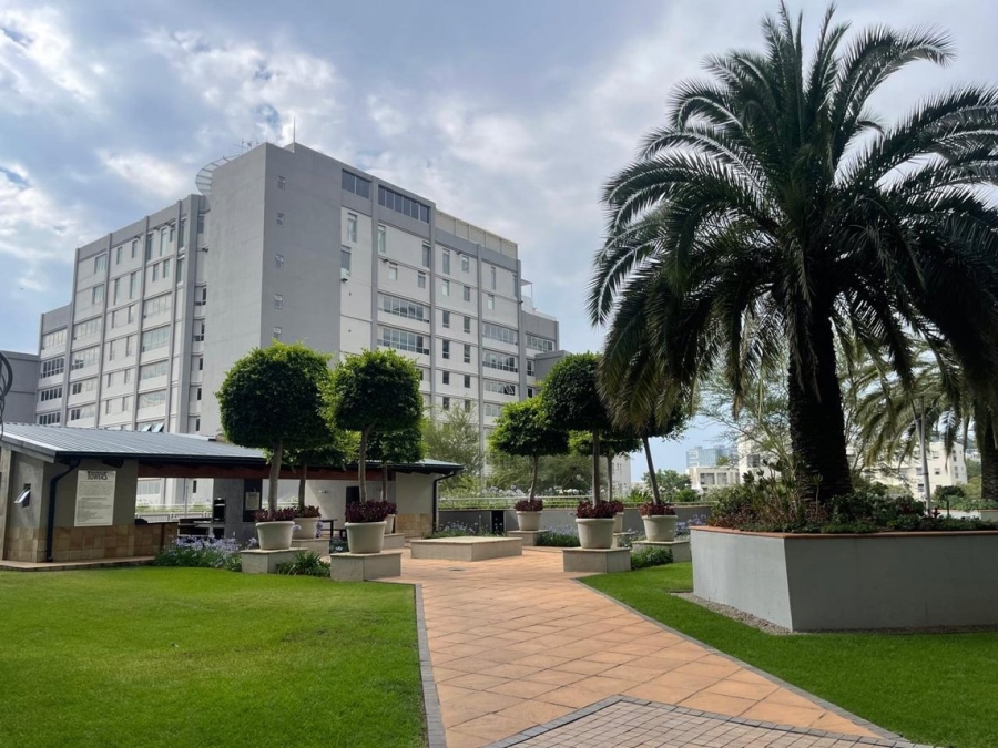 2 Bedroom Property for Sale in Sandhurst Gauteng