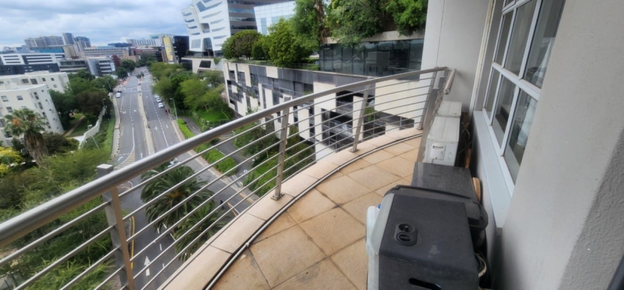 2 Bedroom Property for Sale in Sandhurst Gauteng