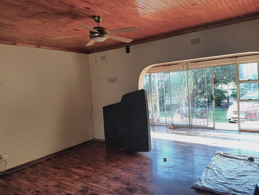 To Let 5 Bedroom Property for Rent in Birchleigh Gauteng