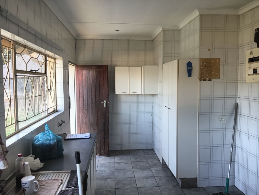 To Let 5 Bedroom Property for Rent in Birchleigh Gauteng