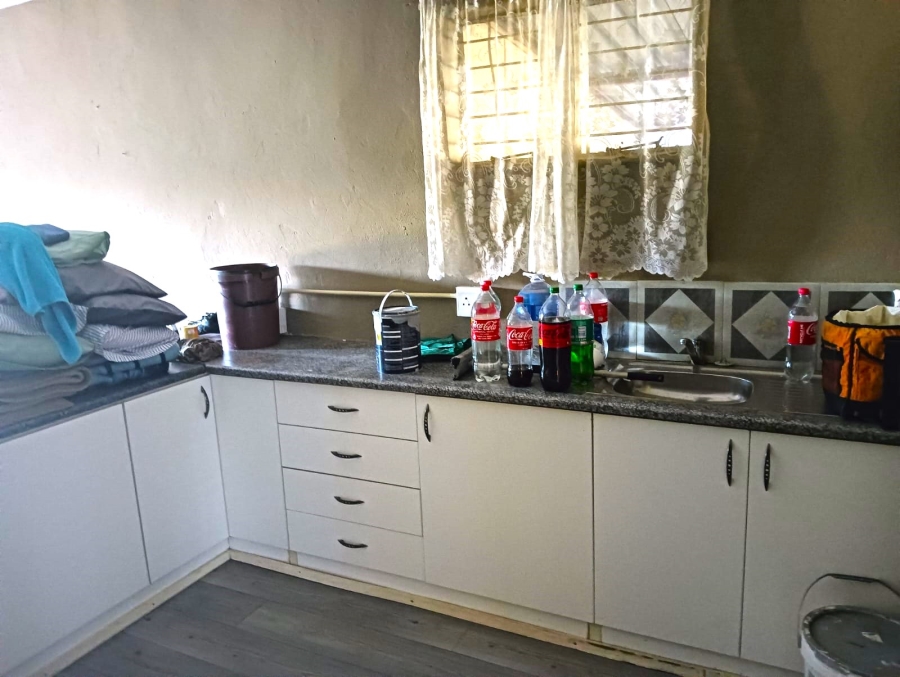 To Let 5 Bedroom Property for Rent in Birchleigh Gauteng