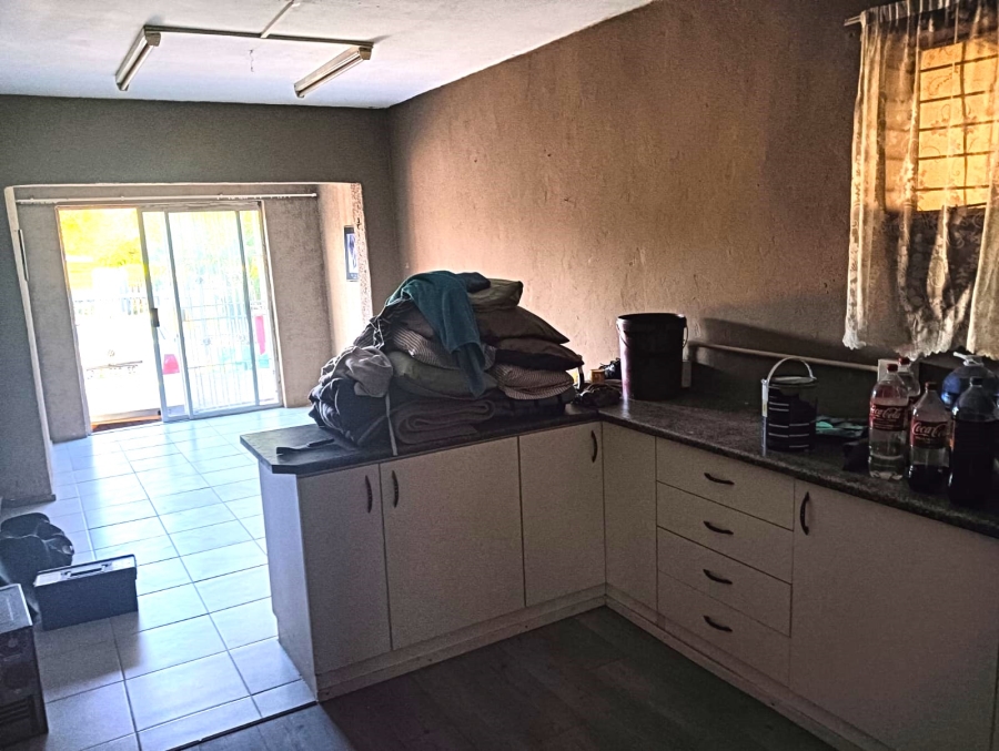 To Let 5 Bedroom Property for Rent in Birchleigh Gauteng