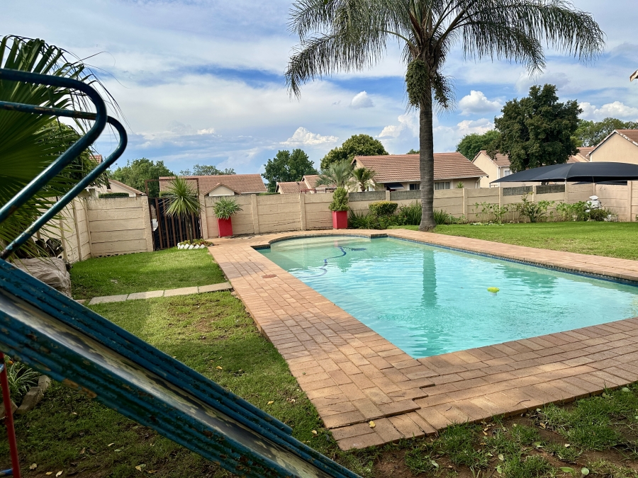 3 Bedroom Property for Sale in Lyndhurst Gauteng