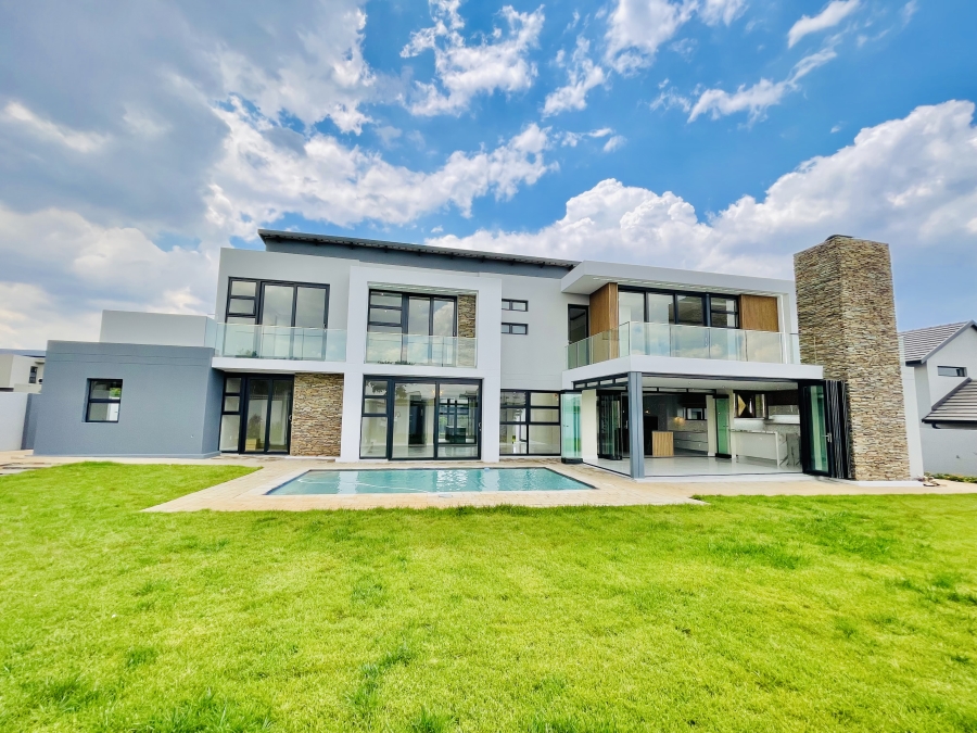 5 Bedroom Property for Sale in Serengeti Lifestyle Estate Gauteng