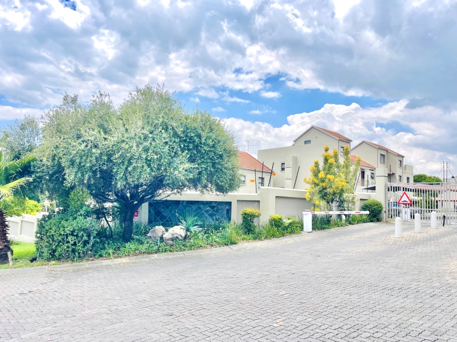 3 Bedroom Property for Sale in Paulshof Gauteng