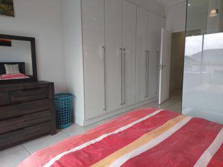 2 Bedroom Property for Sale in Waterfall Gauteng