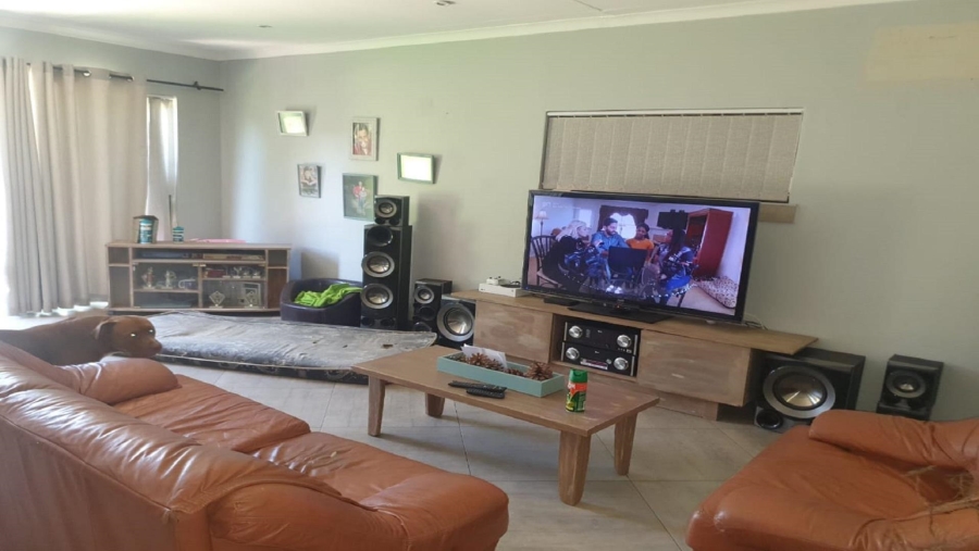 3 Bedroom Property for Sale in Stefano Park Gauteng