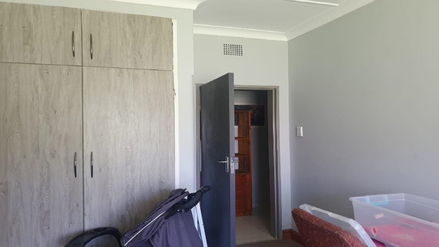 3 Bedroom Property for Sale in Stefano Park Gauteng