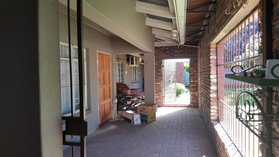 3 Bedroom Property for Sale in Vanderbijlpark CW 5 Gauteng