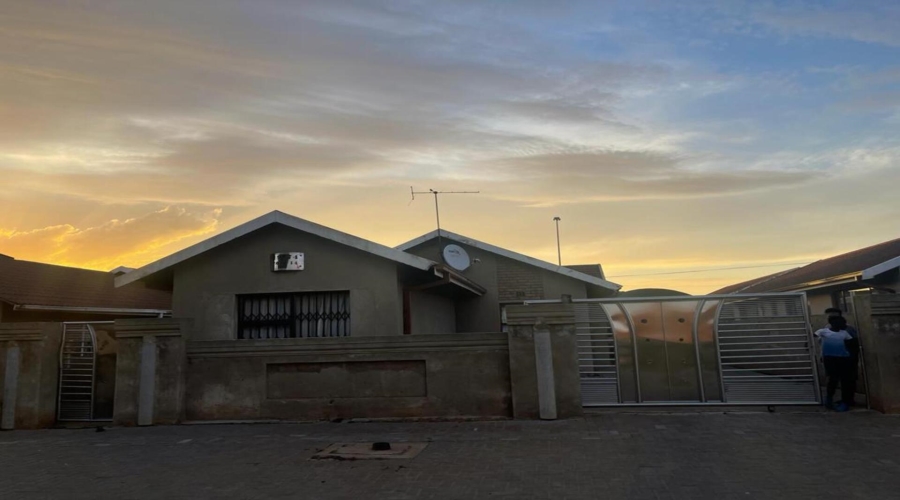 3 Bedroom Property for Sale in Sebokeng Zone 14 Gauteng
