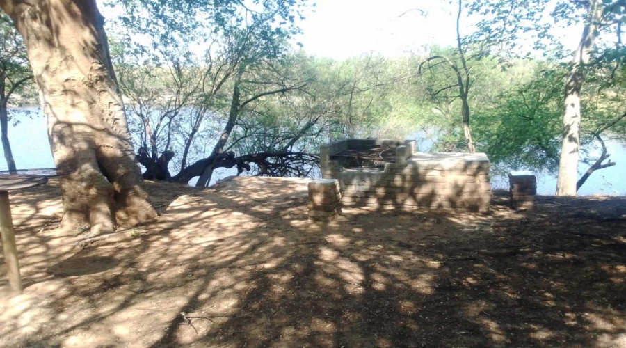 0 Bedroom Property for Sale in Vaaloewer Gauteng