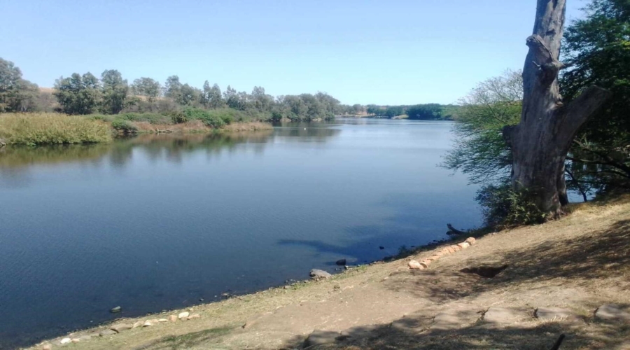 0 Bedroom Property for Sale in Vaaloewer Gauteng