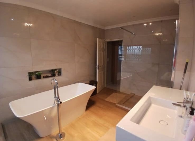 6 Bedroom Property for Sale in Arcon Park Gauteng