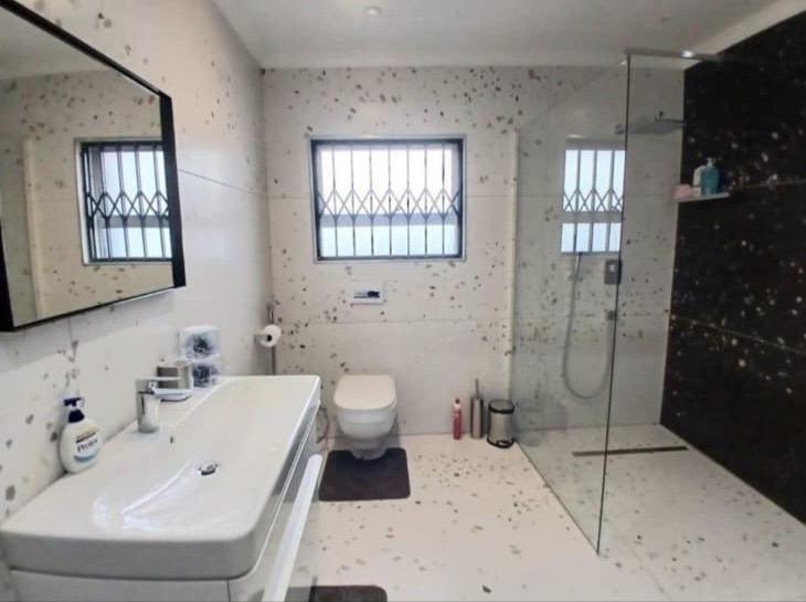 6 Bedroom Property for Sale in Arcon Park Gauteng