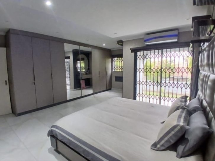 6 Bedroom Property for Sale in Arcon Park Gauteng