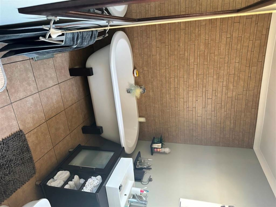 4 Bedroom Property for Sale in Henley on Klip Gauteng