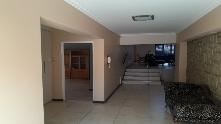 4 Bedroom Property for Sale in Vanderbijlpark SE 8 Gauteng