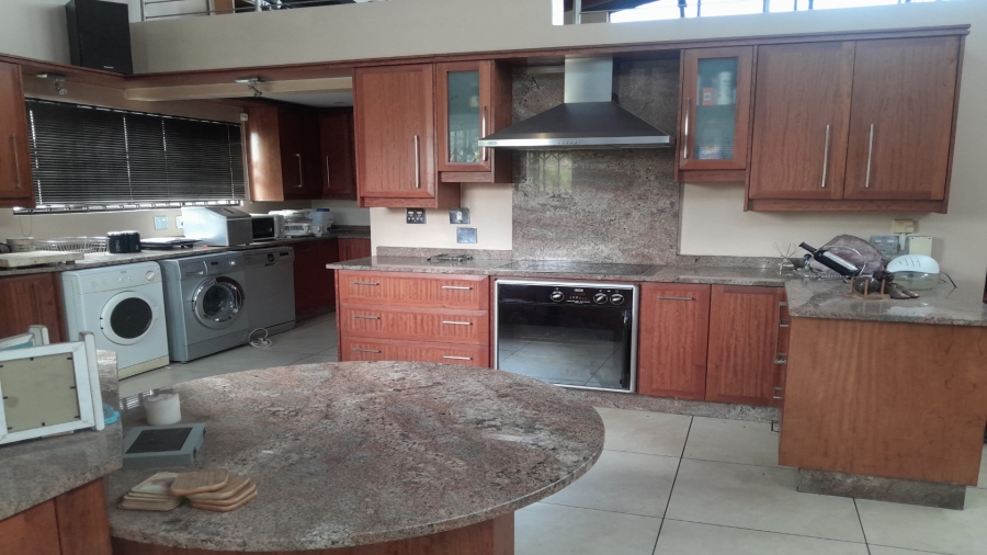 4 Bedroom Property for Sale in Vanderbijlpark SE 8 Gauteng